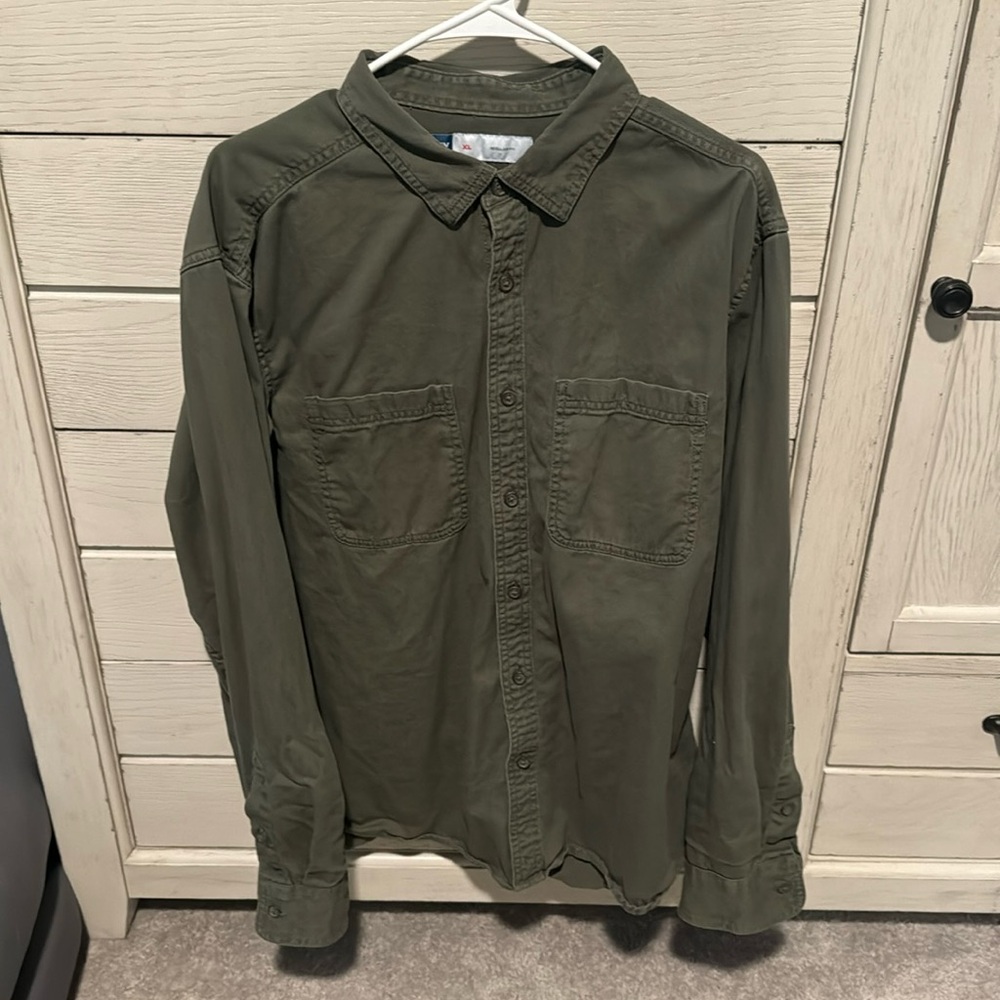 Old Navy Button Down XL